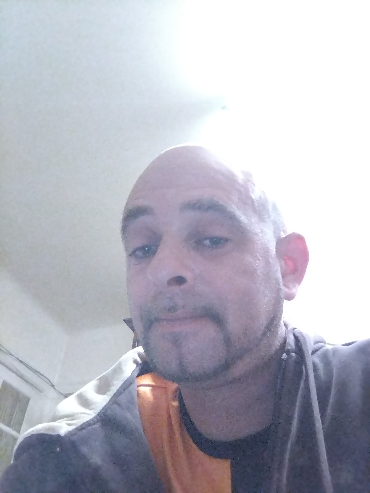 Profil de Chen, 44 ans, Sexe Suisse à Rossa