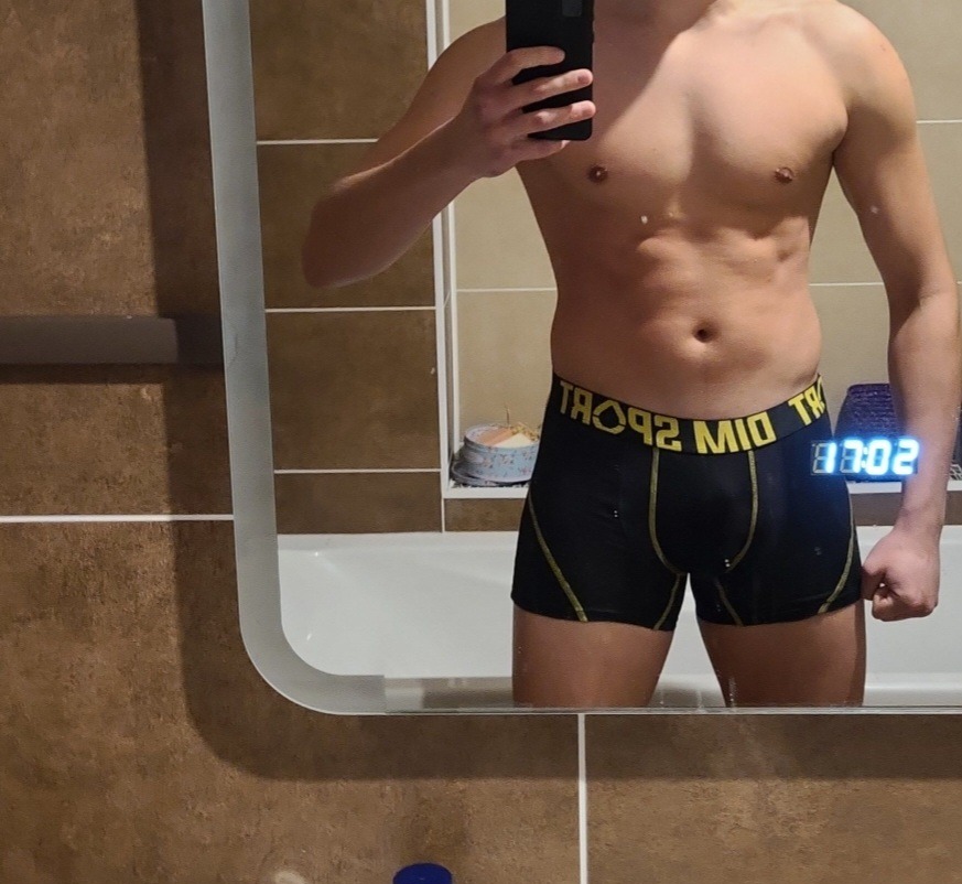 Profil de Damiano, 25 ans, Sexe Suisse à Flerden