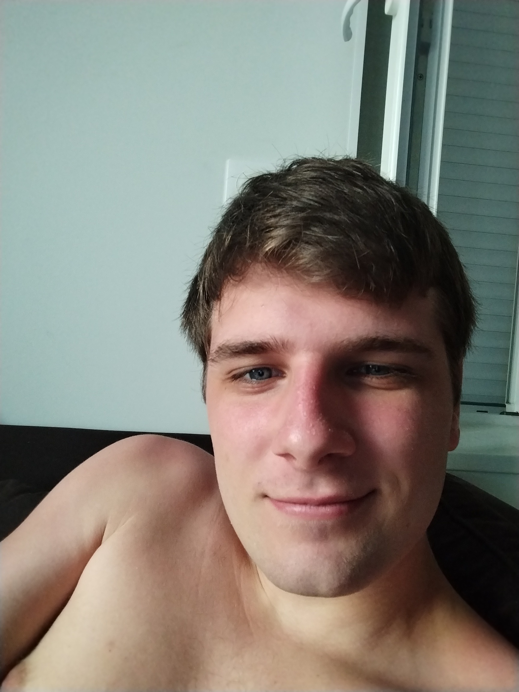 Profil de Junayd, 25 ans, Sexe Suisse à Luzein