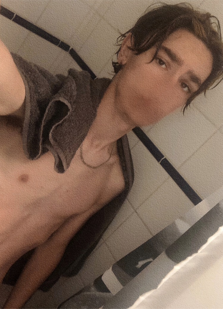 Profil de Isidro, 19 ans, Sexe Suisse à Démoret