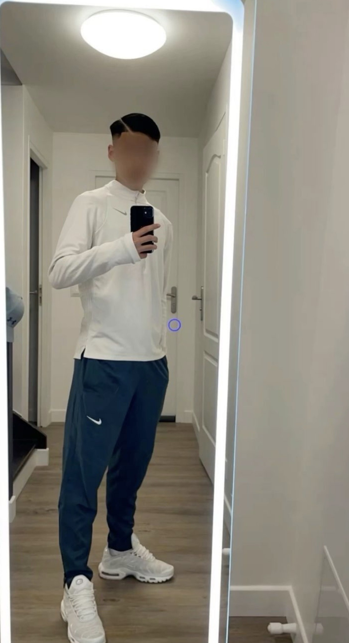 Profil de Fariss, 21 ans, Sexe Suisse à Oppens