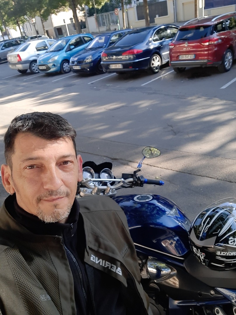 Profil de Abdessamad, 41 ans, Sexe Suisse à Dürrenäsch