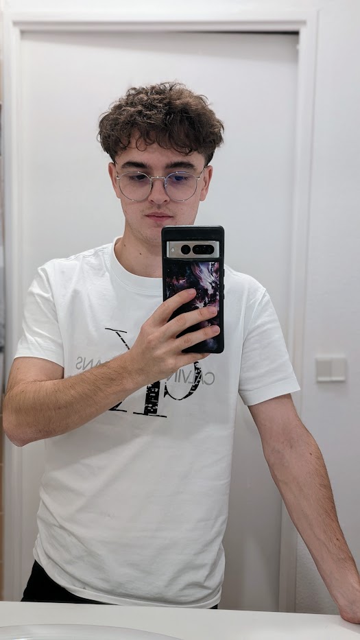 Profil de Alaedine, 24 ans, Sexe Suisse à Rovray
