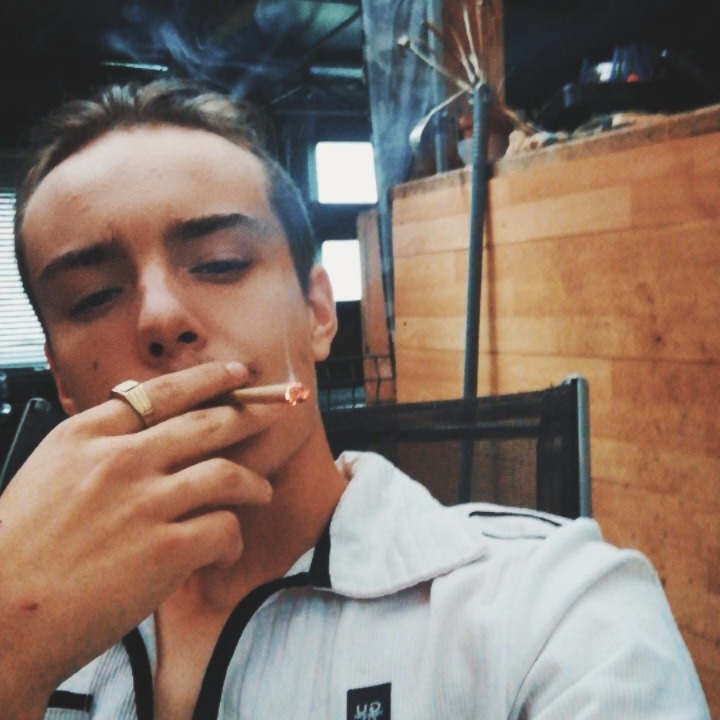 Profil de Nazir, 18 ans, Sexe Suisse à Auw