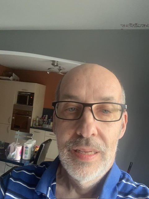 Profil de Kael, 55 ans, Sexe Suisse à Bofflens