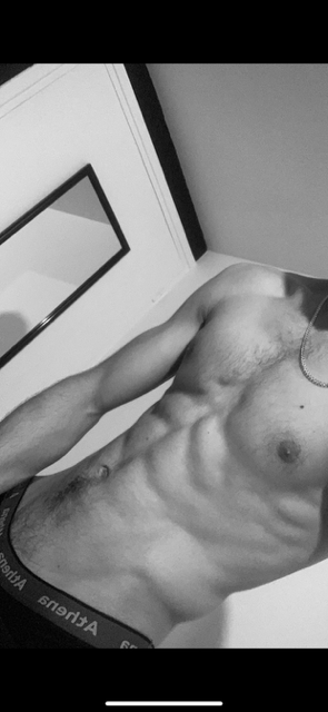 Profil de Rogerio, 24 ans, Sexe Suisse à Loc