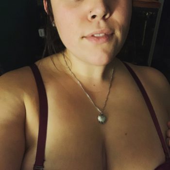 Profil de Collyne, 24 ans, Sexe Suisse à Berolle