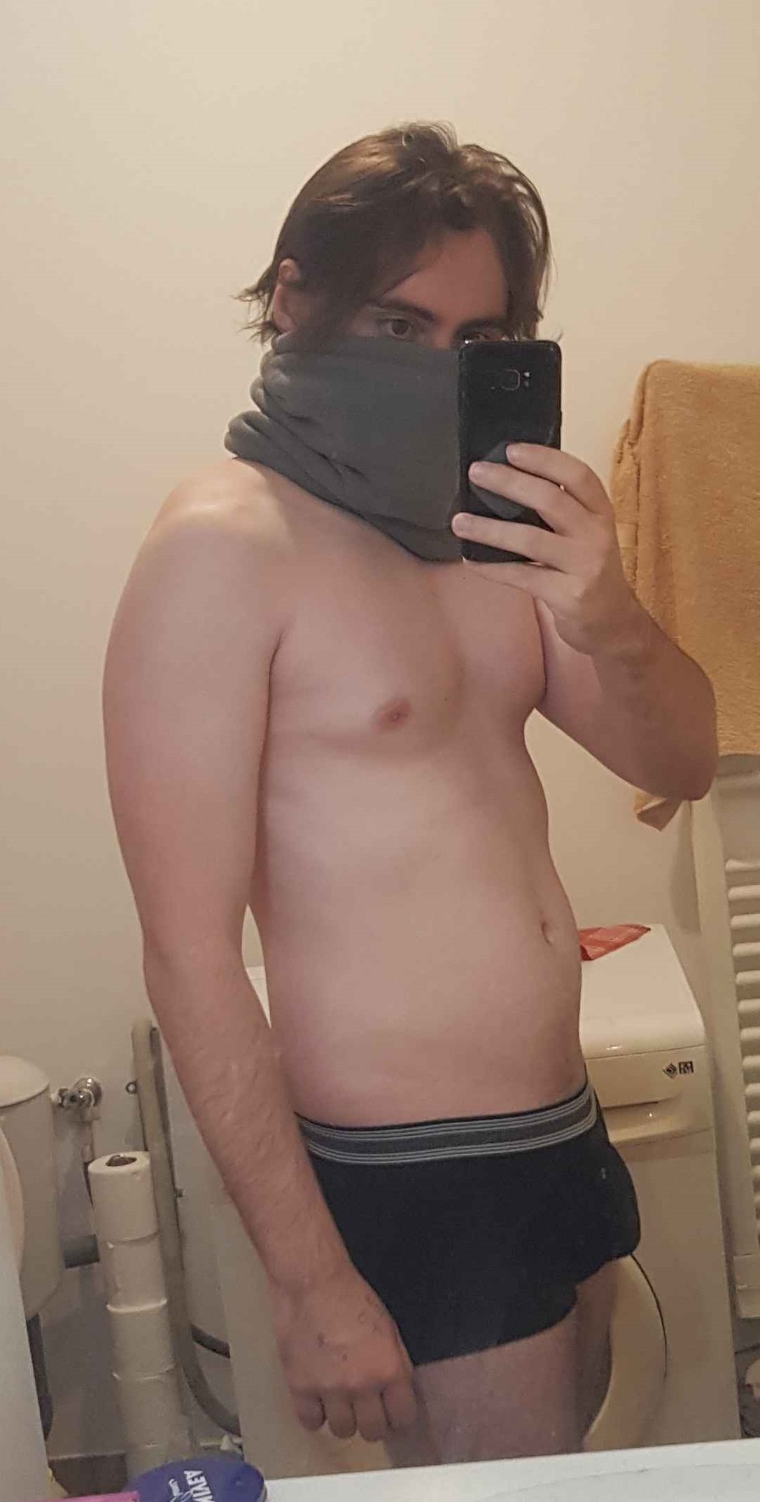 Profil de Abdelafid, 25 ans, Sexe Suisse à Comano