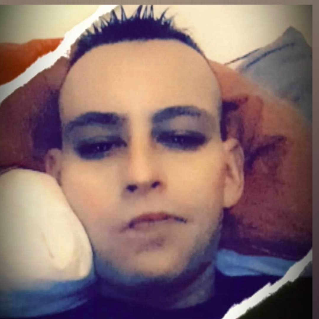 Profil de Seyni, 28 ans, Sexe Suisse à Brigue