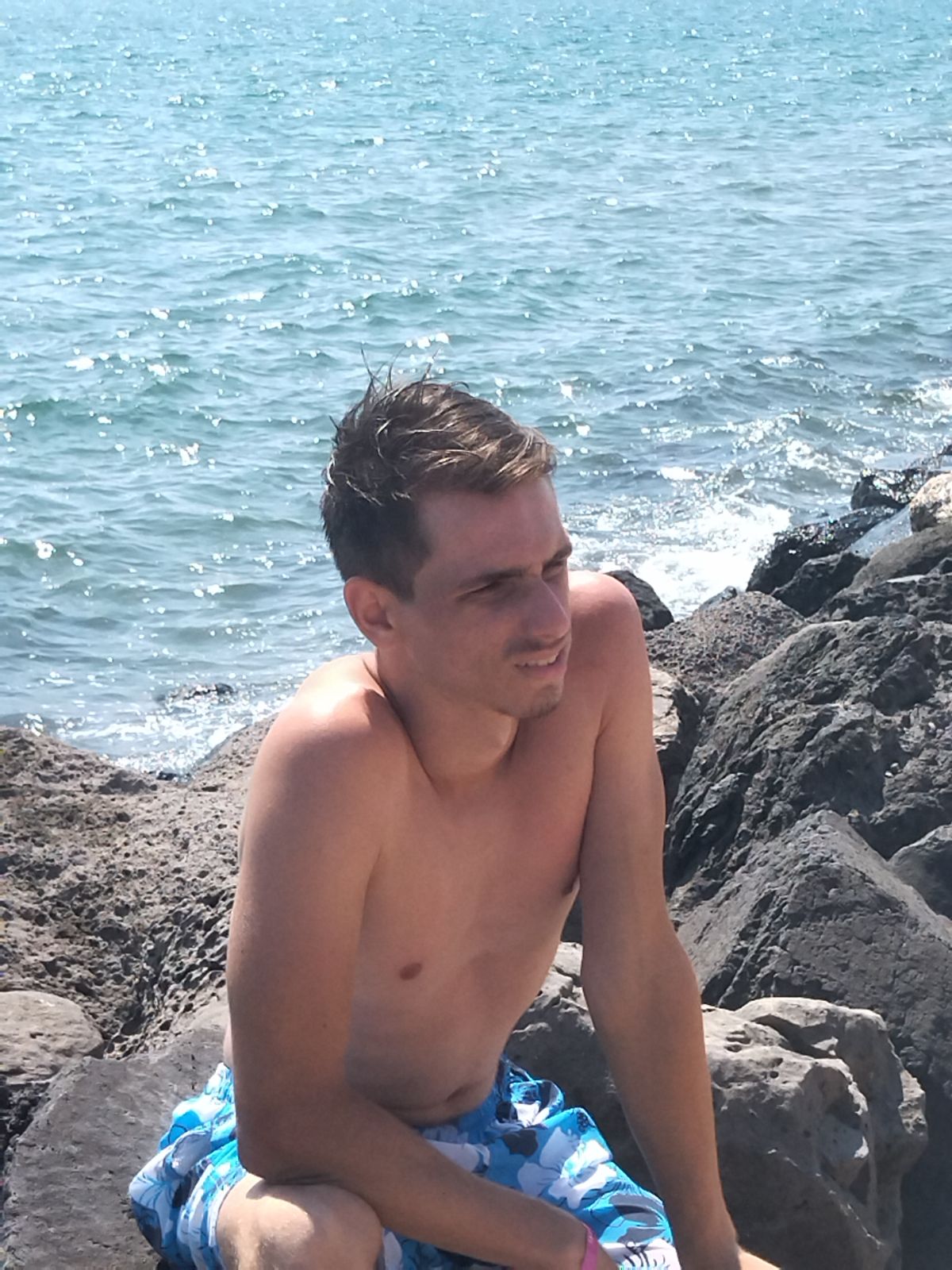 Profil de Luc-henri, 20 ans, Sexe Suisse à Conthey