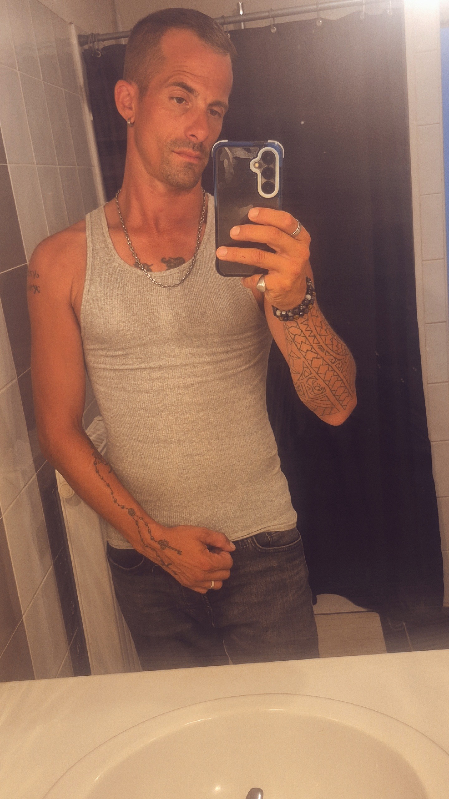 Profil de Ayman, 36 ans, Sexe Suisse à Schönholzerswilen