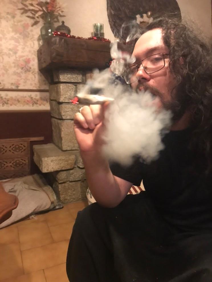 Profil de Mactar, 21 ans, Sexe Suisse à Gals