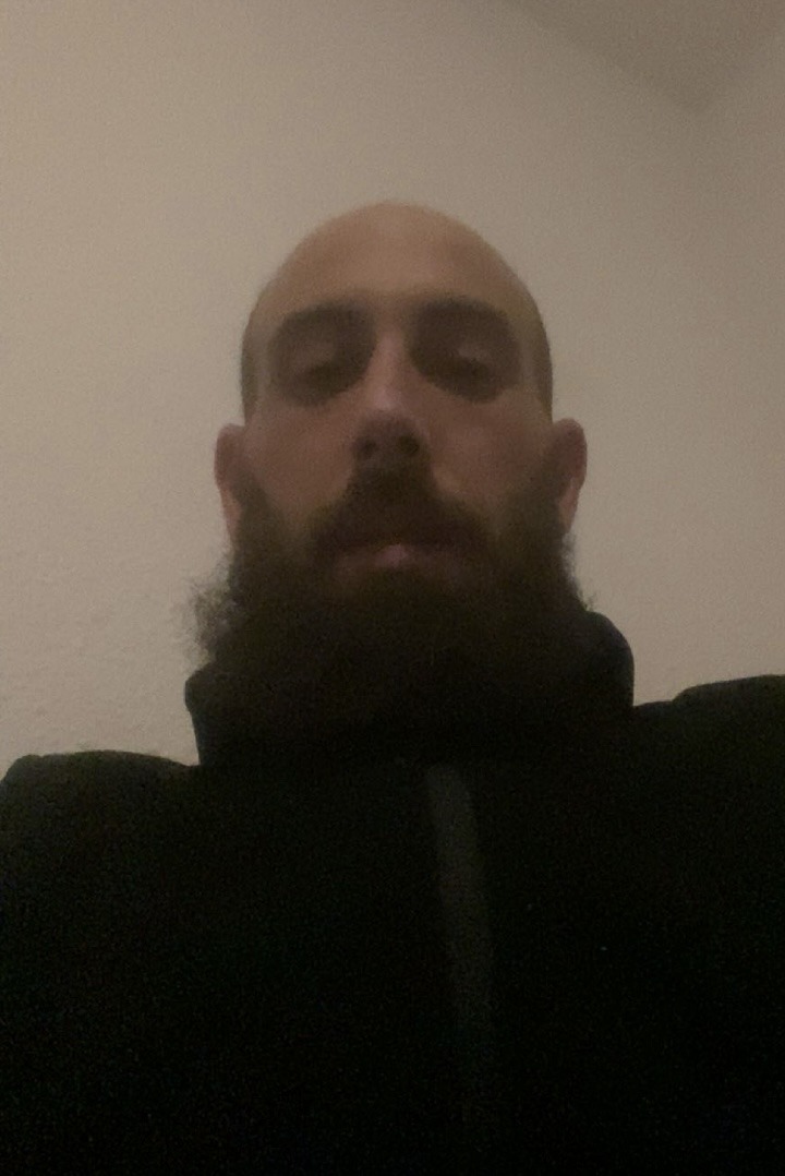 Profil de Matthiew, 39 ans, Sexe Suisse à Perles