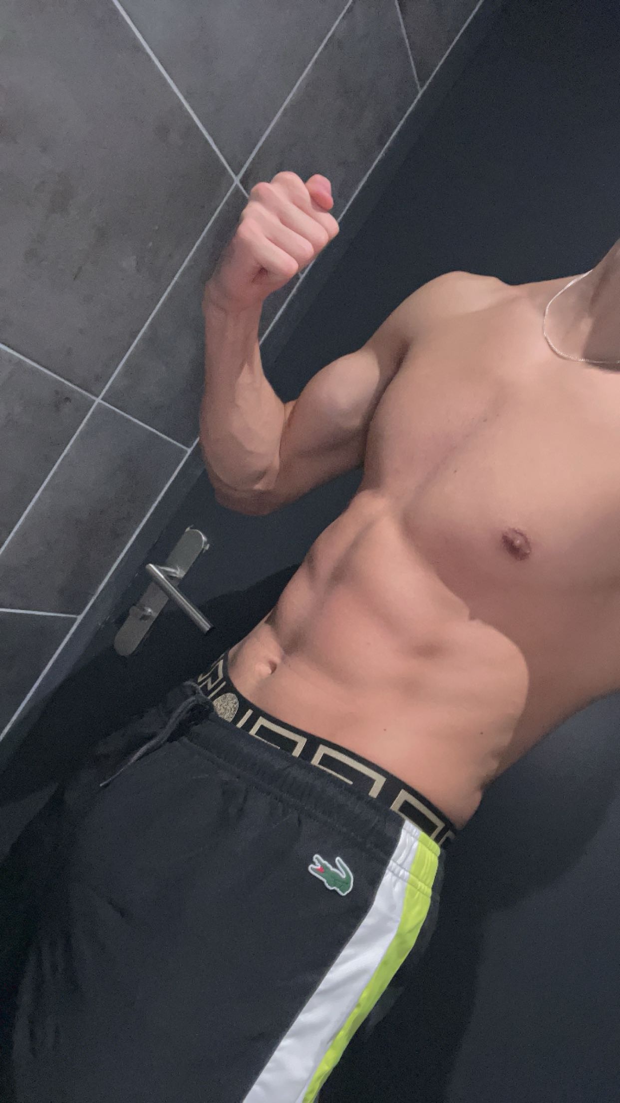 Profil de Ryless, 20 ans, Sexe Suisse à Tschierv
