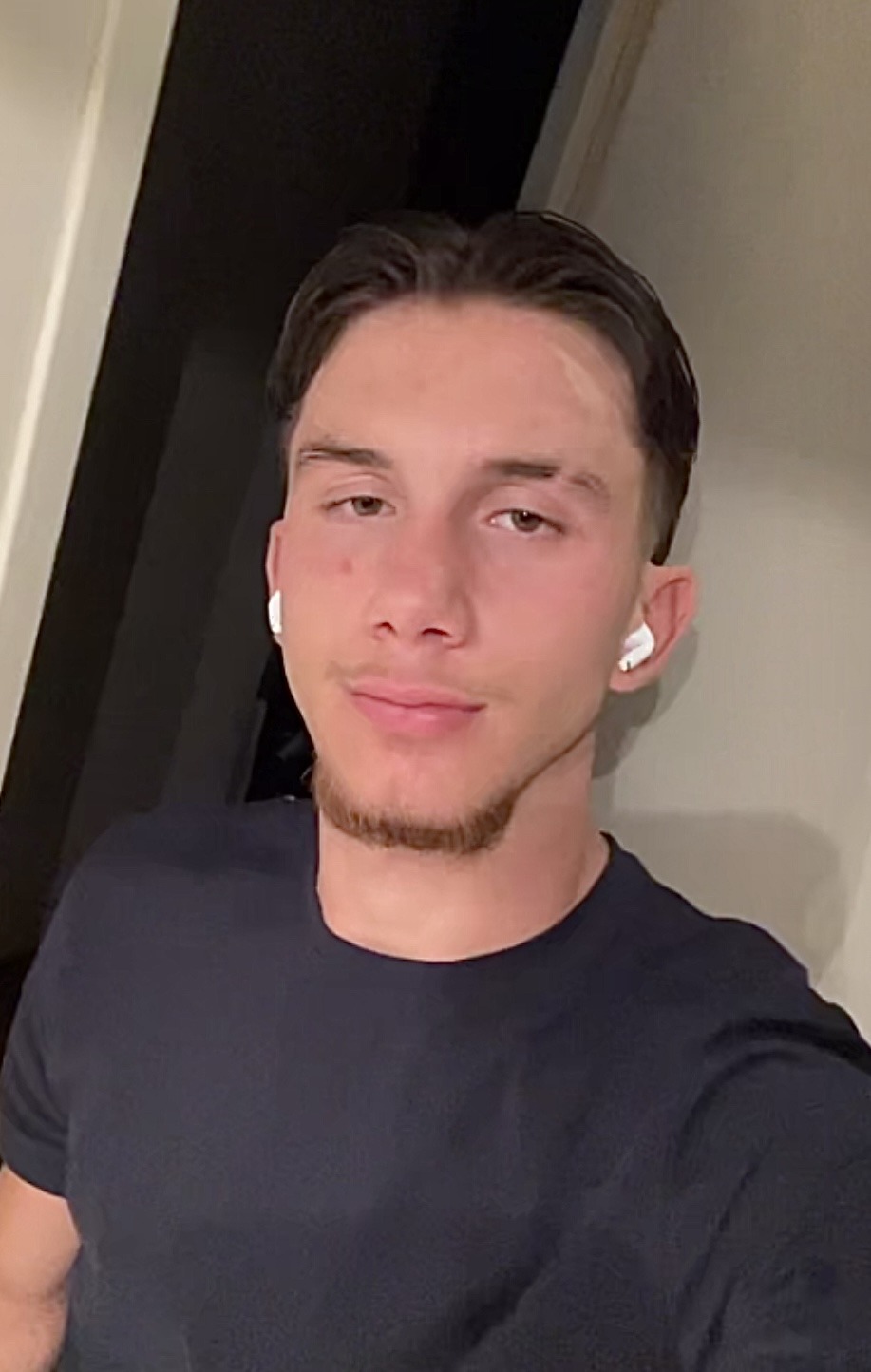 Profil de Quassim, 20 ans, Sexe Suisse à Collombey