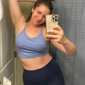 Profil de Olimpia, 34 ans, Sexe Suisse à Vulliens