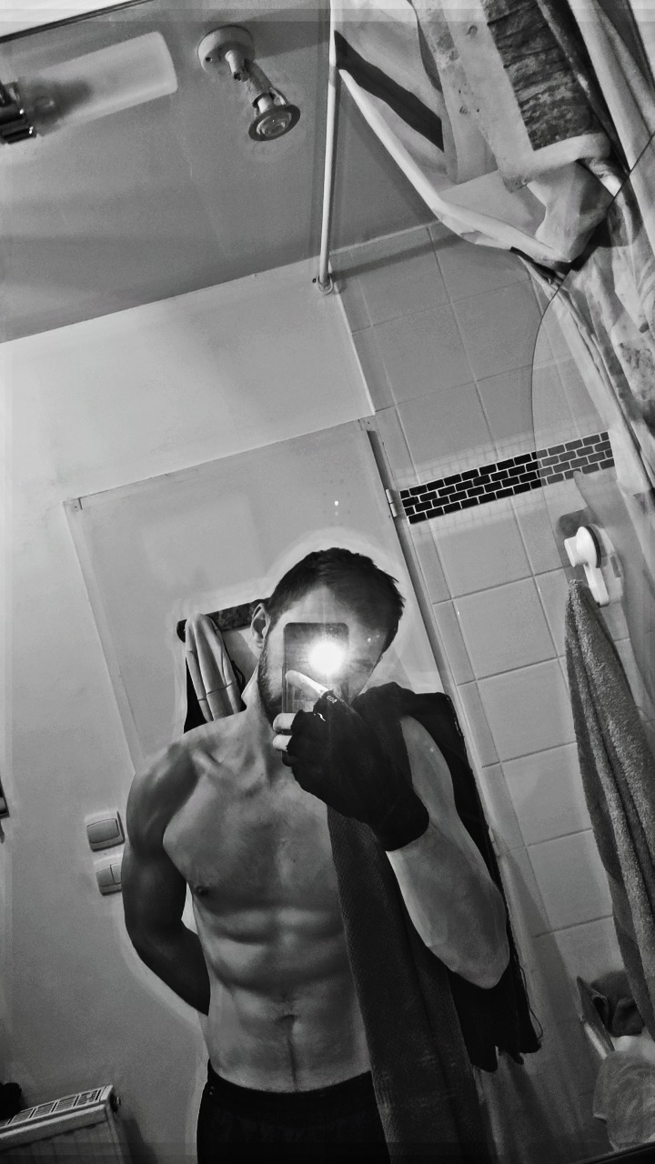 Profil de Azziz, 28 ans, Sexe Suisse à Bévilard