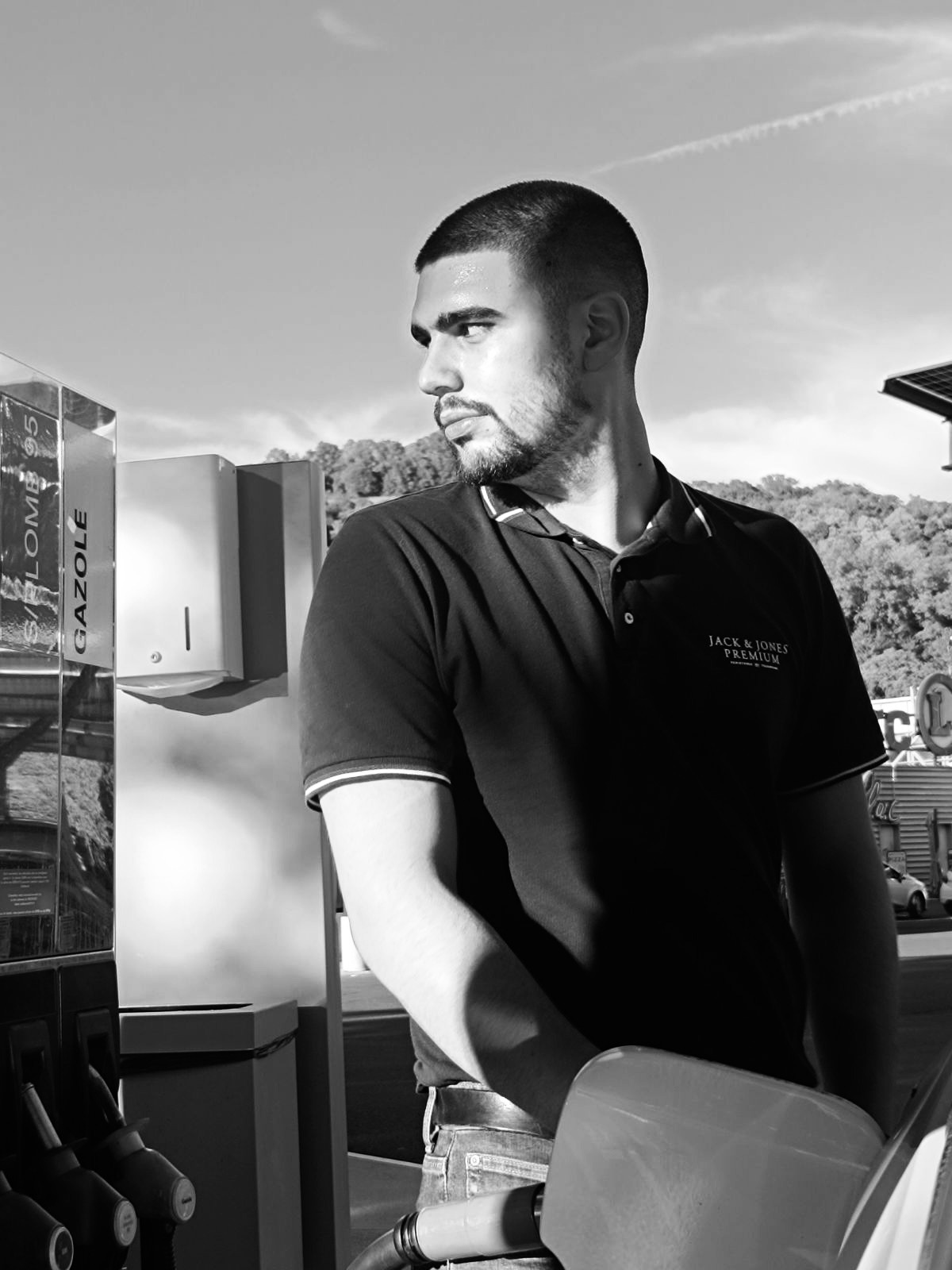 Profil de Hazem, 22 ans, Sexe Suisse à Truttikon