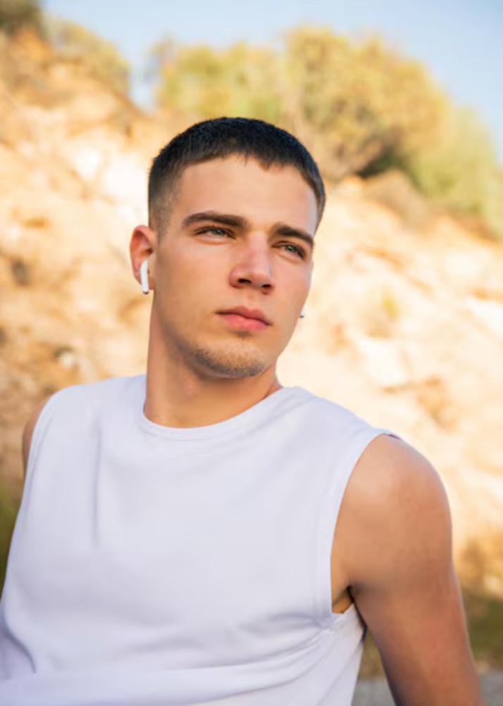 Profil de Joao-luis, 24 ans, Sexe Suisse à Chenaux