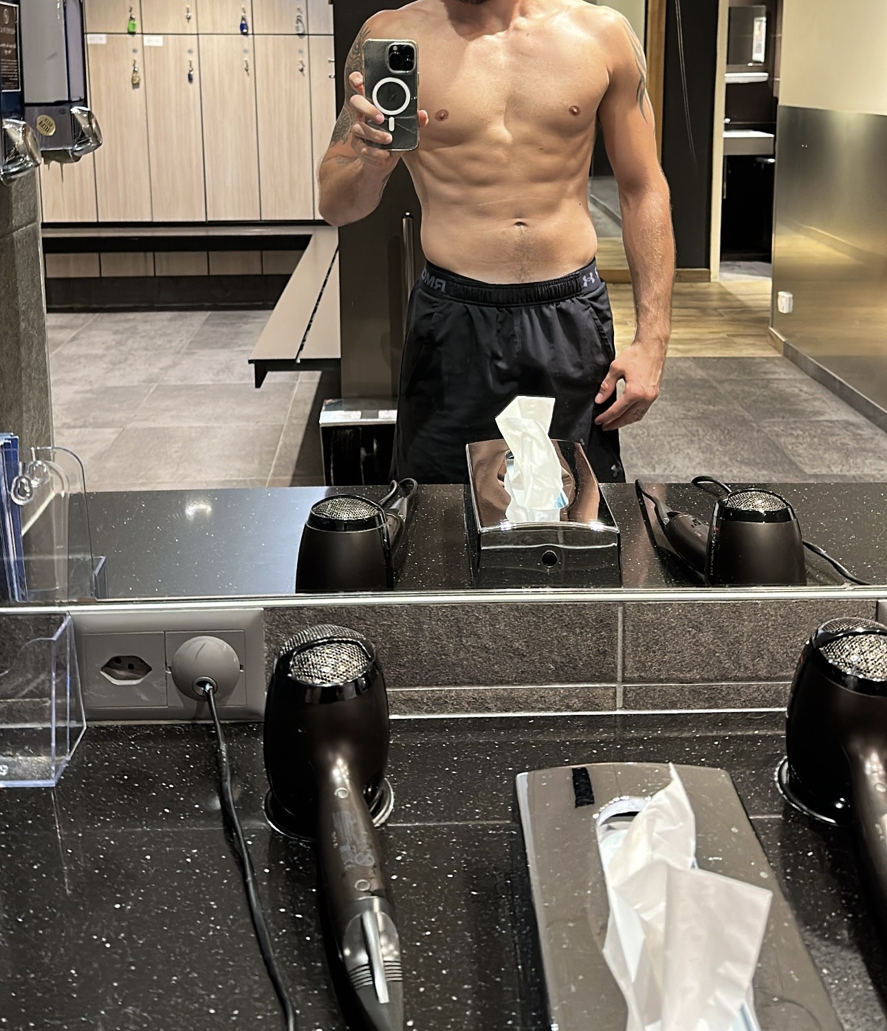 Profil de Alseny, 27 ans, Sexe Suisse à Bäretswil