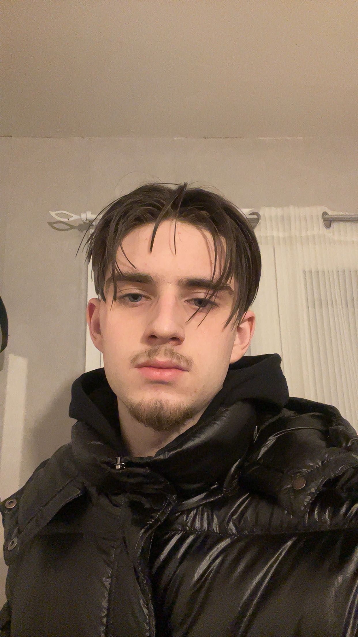 Profil de Faouzi, 20 ans, Sexe Suisse à Eigenthal