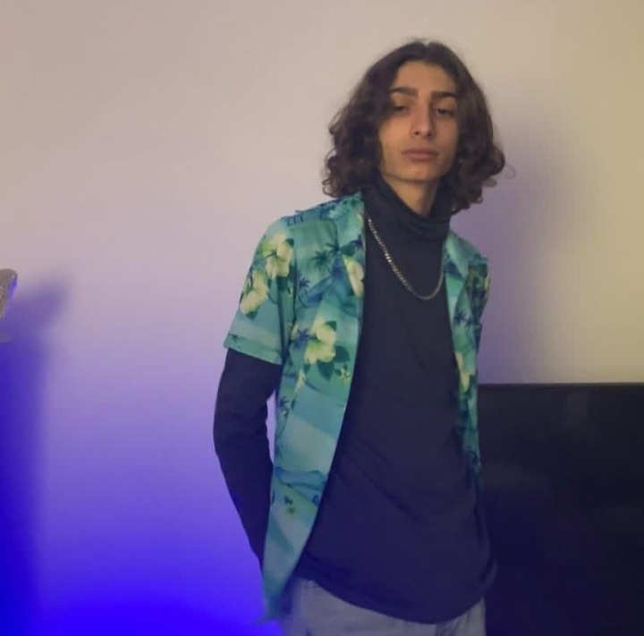 Profil de Kellian, 21 ans, Sexe Suisse à Krattigen