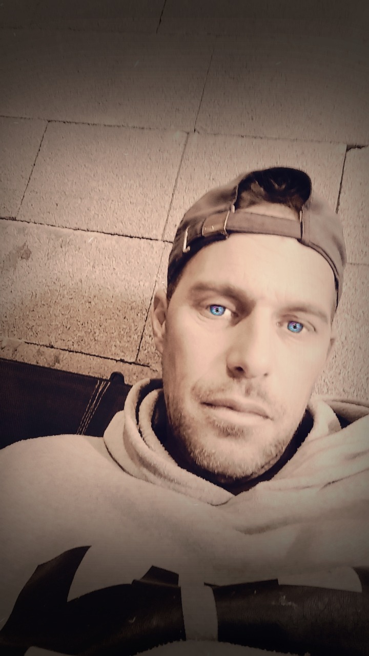 Profil de Ahamed, 43 ans, Sexe Suisse à Marmorera